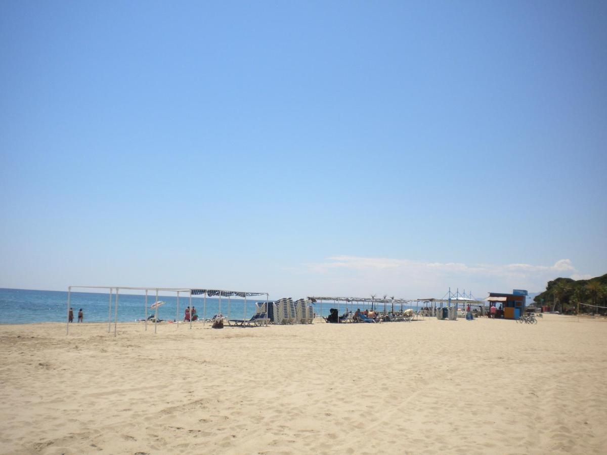 Apartamentos Colibri Cambrils Ngoại thất bức ảnh